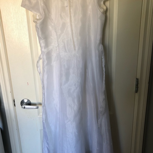 FLOWER GIRL/FORMAL EVENT DRESS - Picture 2 of 3